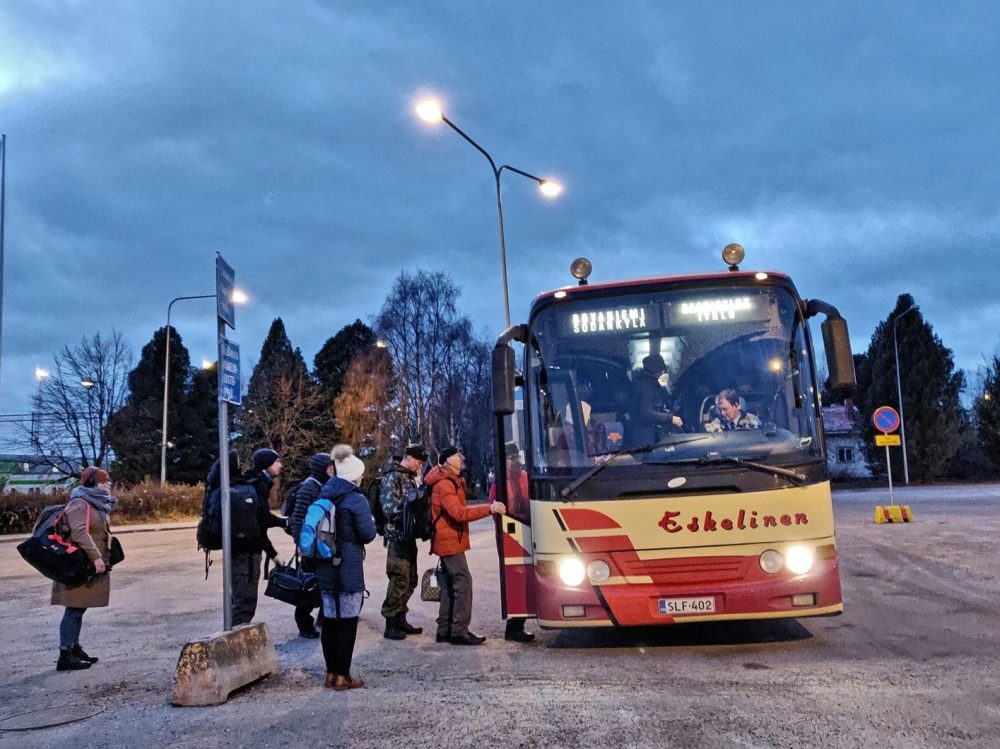 Eskelisen Lapinlinjat Ivaloon